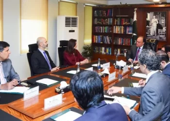 Aurangzeb briefed on Acumen’s $90mn climate-focused agriculture fund for Pakistan