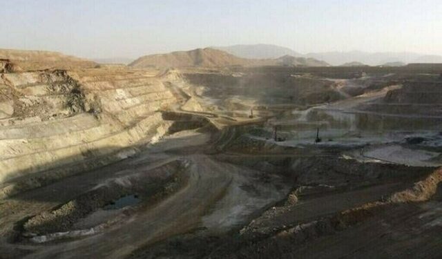 Barrick and Newmont CEOs depart in mining leadership shake-up