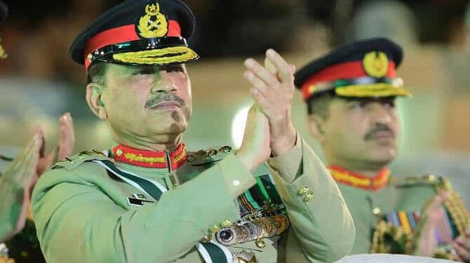 Field Marshal Asim Munir Pays Tribute to Martyrs on Defence Day