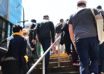 'Hybrid creep' is spreading as more companies tighten RTO rules