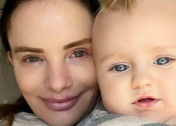 I was a famous actor who prioritized fame over family. Now, I'm making up for it as a grandmother.