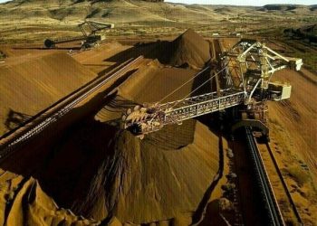 Iron ore drifts higher on hopes of improving China demand
