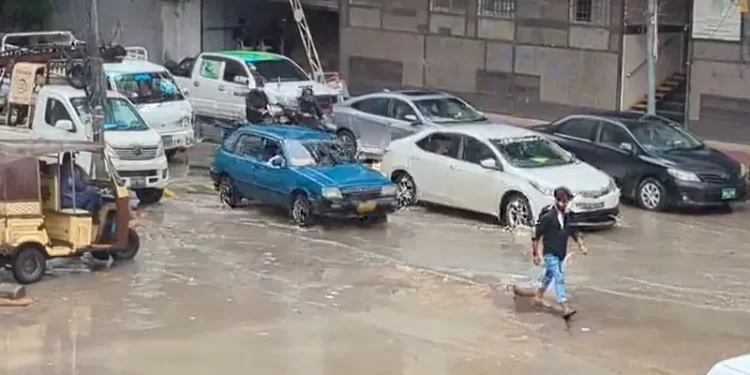 Karachi experiences day-long showers as 3 dead in rain-related incidents