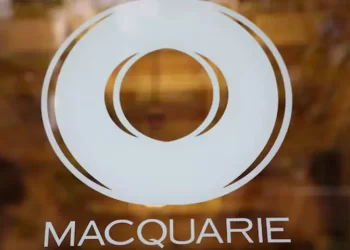 Macquarie seeks to set up base in Saudi Arabia after preliminary deal with PIF