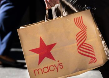 Macy's CEO says he reads 'every customer note' he receives