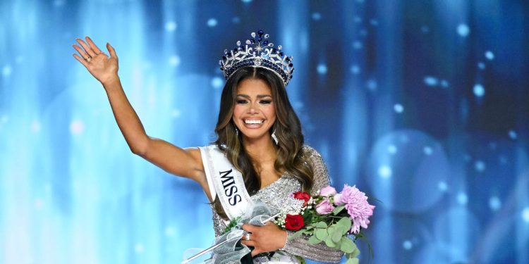 Miss USA has a new CEO, but that didn't happen without a shakeup. BI broke down the saga.
