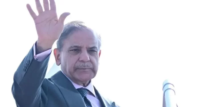 PM Shehbaz arrives in Qatar to express ‘solidarity’ following Israeli attack: FO