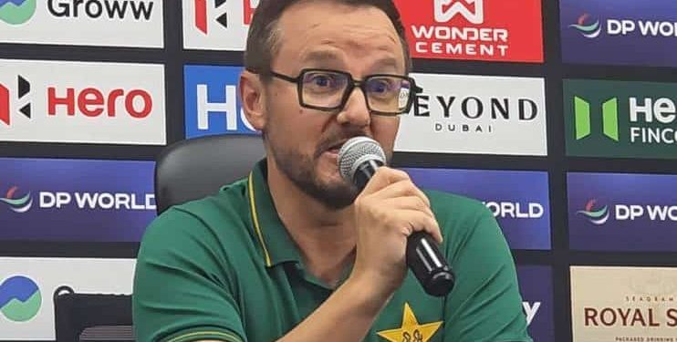 Pakistan’s National Team is Fully Prepared to Face India, Mike Hesson