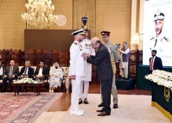 President Zardari confers Nishan-e-Imtiaz on UAE Naval Chief