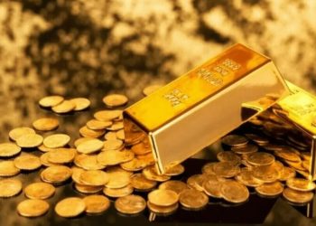 Safe-haven gold rally gains further momentum after soft US data