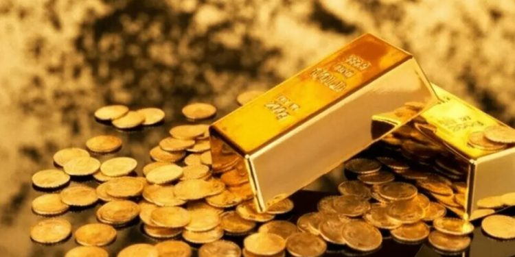 Safe-haven gold rally gains further momentum after soft US data