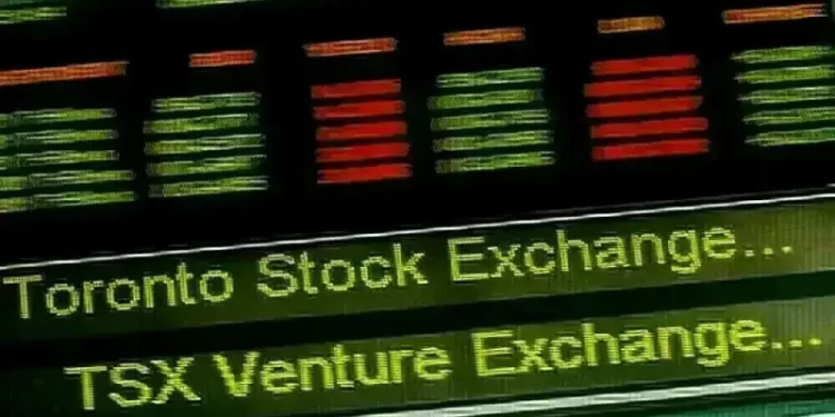 TSX edges higher as energy shares gain