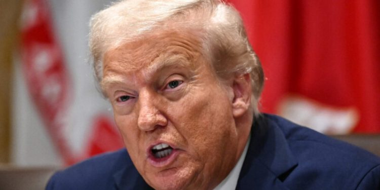 Trump tells Europe to put economic pressure on China over Ukraine