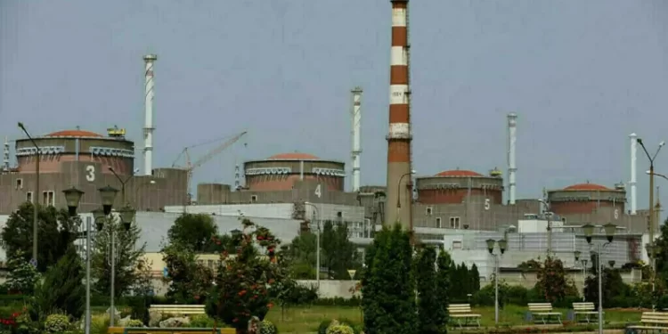 Zaporizhzhia nuclear plant off grid for days; Russia and Ukraine trade accusations