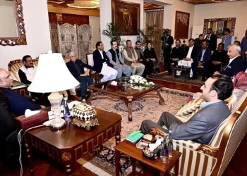10 legislators join PPP, increasing likelihood of the party installing its premier in AJK