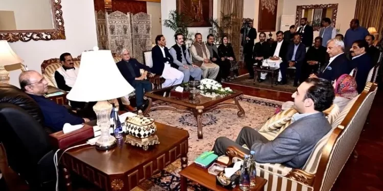 10 legislators join PPP, increasing likelihood of the party installing its premier in AJK