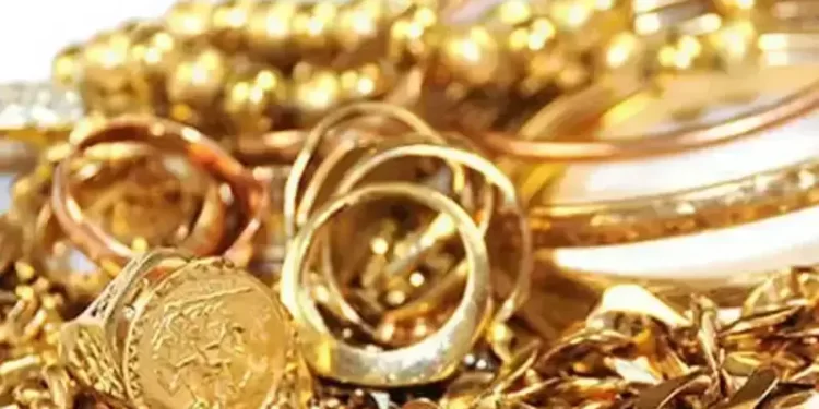 Gold price per tola gains Rs2,100 in Pakistan