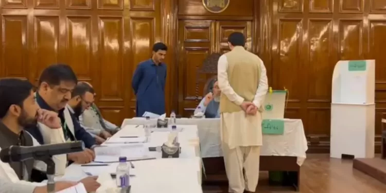 3 candidates contesting today’s polls for Senate seat vacated after Shibli Faraz’s disqualification