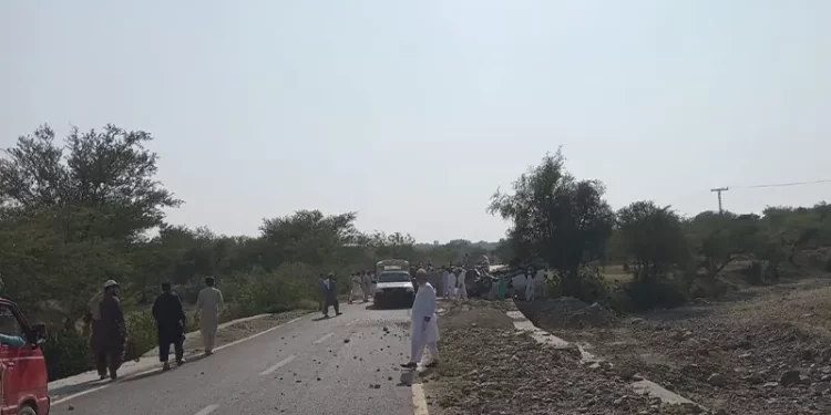 3 policemen martyred as back-to-back blasts rock KP’s Hangu