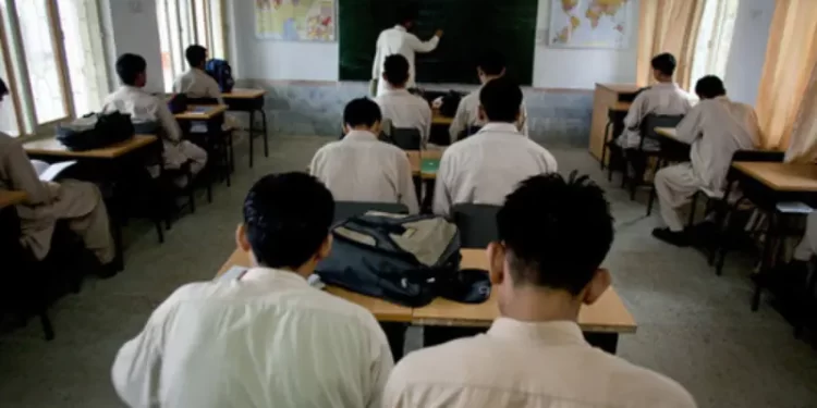 4 govt officials, including 2 school teachers, allegedly abducted in KP’s Bannu: police