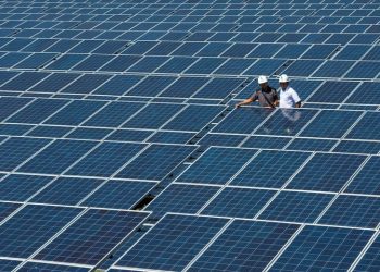 Abu Dhabi awards contract for mega solar project
