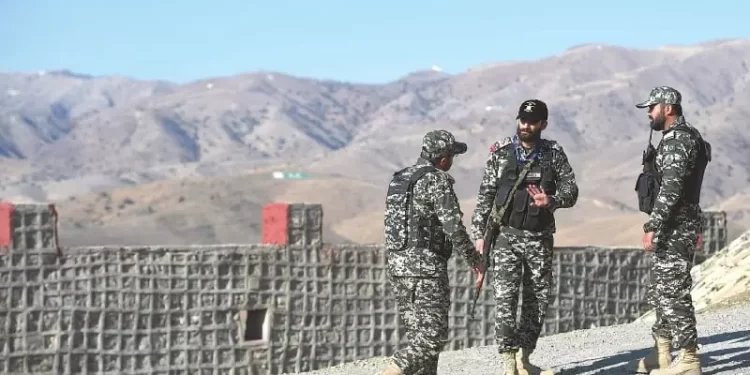 Afghan negotiators backpedalled on agreement after contacting Kabul: Khawaja Asif