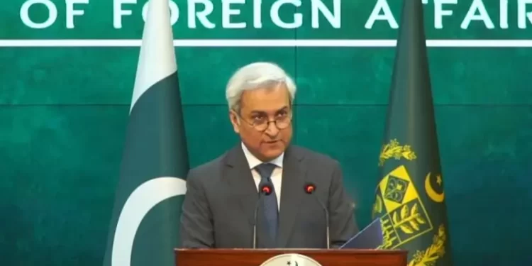 Afghan transit trade to remain suspended until evaluation of security situation: FO