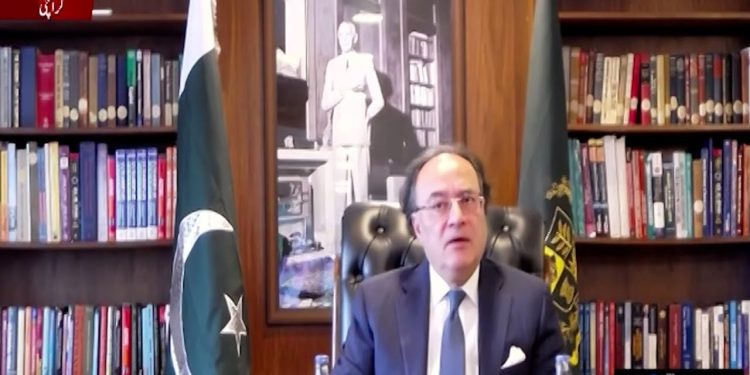 Aurangzeb aims to seal IMF staff-level agreement during Washington visit