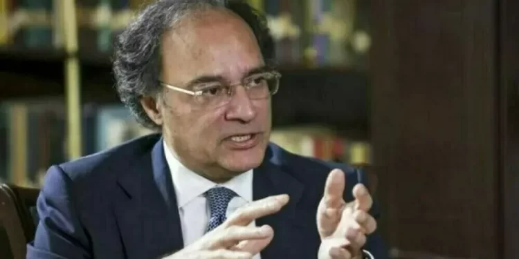 Aurangzeb sees staff deal on $1.2bn IMF payout this week