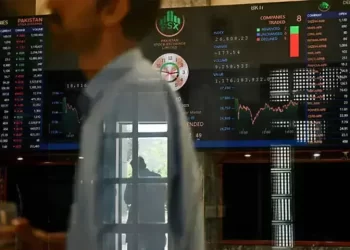 Bulls return to PSX as KSE-100 gains nearly 5,800 points in intra-day trade