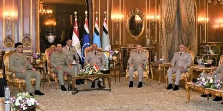 COAS Munir reaffirms Pakistan’s commitment to enhanced military cooperation with Egypt: ISPR
