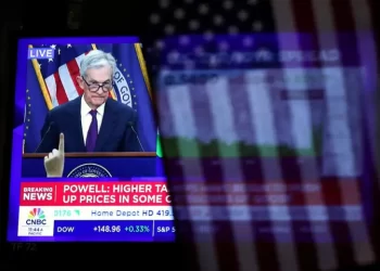 Fed lowers rates, nods to limits of data during shutdown; two policymakers dissent