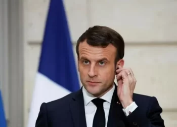 France’s Macron to name PM to end political crisis