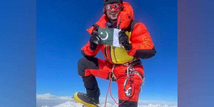 “I Sold My Land, My Car, and I’m Still in Debt”, Pakistani Climber Says Govt Failed to Fulfil Promises of Support
