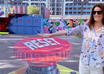 I furnished my post-divorce home for free. It taught me the importance of community.