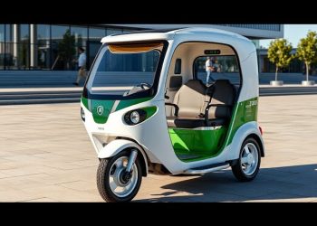 Indian EV Company Develops World’s First Driverless Rickshaw