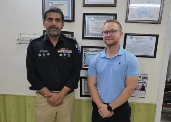 Karachi police swiftly recover UK police officer’s missing belongings