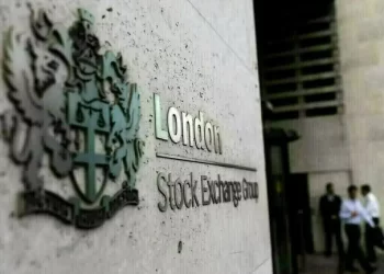 London stocks rise on boost from defence, mining stocks