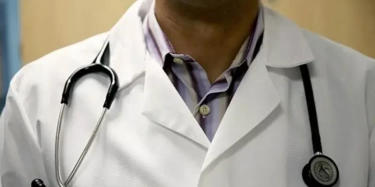 Medical specialists complain about shortage of government jobs in KP