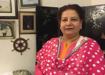 Mother of slain journalist Arshad Sharif passes away