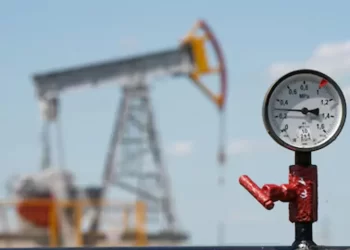 Oil set for weekly loss as Trump-Putin summit looms