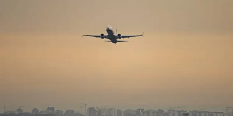 PAA notifies short-term changes to flight routes in Karachi, Lahore regions due to ‘operational reasons’