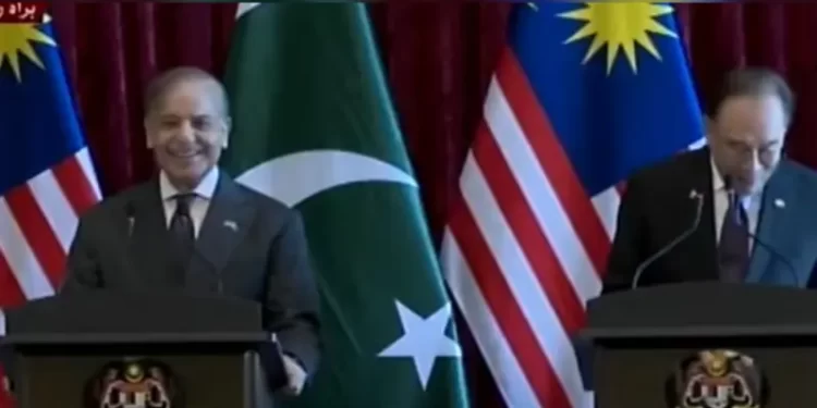 PM Shehbaz, Malaysian counterpart Ibrahim address press conference