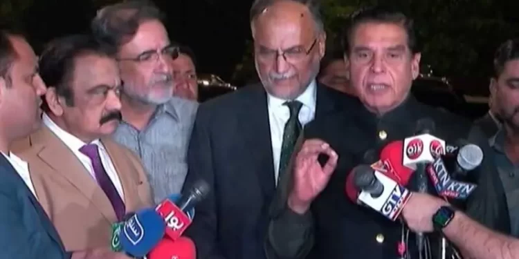 PPP, PML-N to bring no-confidence motion against AJK govt