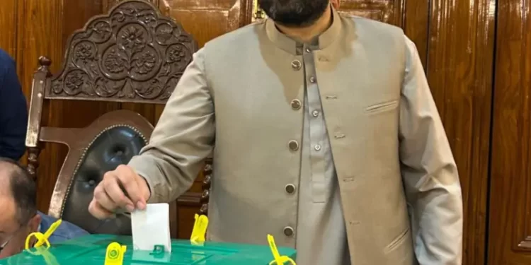 KP CM Sohail Afridi, a PTI MPA, casts his vote for Senate by-polls at KP Assembly on Oct 30, 2025. — via author