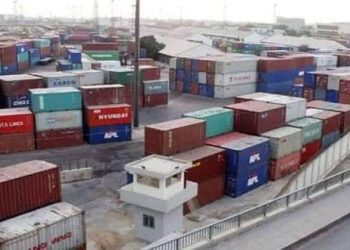 Pak-Afghan Conflict Leaves Hundreds of Containers Stranded Causing Daily Rs. 1 Billion Losses