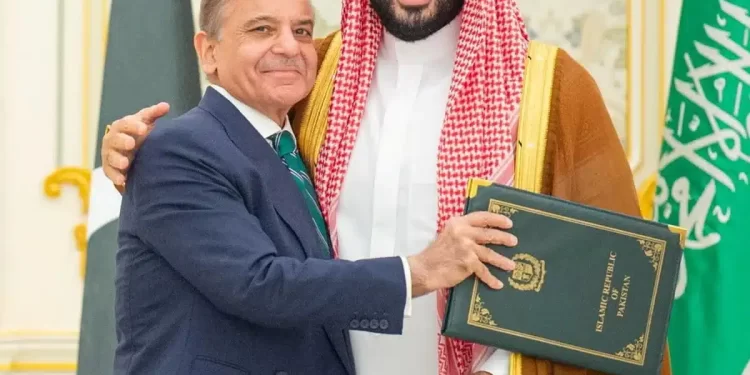 Pakistan and Saudi Arabia Plan Economic Corridor Inspired by CPEC After Defense Pact