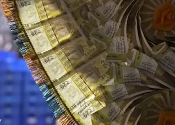 Rupee treads water as frequent RBI intervention dulls appetite for short sellers