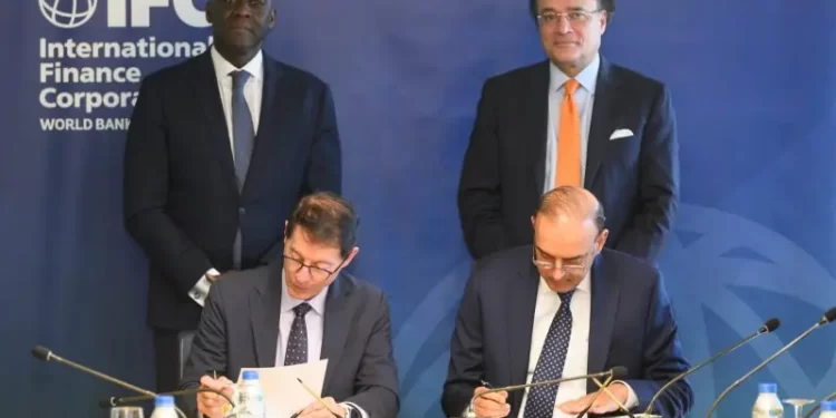 SBP, IFC sign agreement to strengthen local currency lending in Pakistan