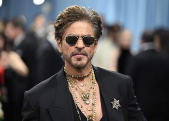 Shah Rukh Khan Becomes World’s Richest Actor With $1.4 Billion Net Worth, Leaving Behind Taylor Swift